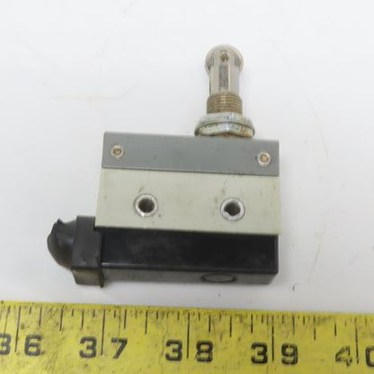 AZ-7311 Proximity Switch 250V Roller Plunger