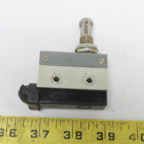 AZ-7311 Proximity Switch 250V Roller Plunger