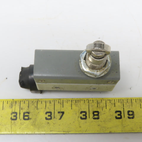 AZ-7311 Proximity Switch 250V Roller Plunger