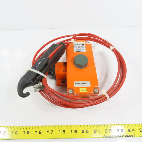 Schmersal ZS 75 S 2Ö/2S VD Emergency Pull-Wire Switch 300VAC W/ S 900