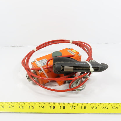 Schmersal ZS 75 S 2Ö/2S VD Emergency Pull-Wire Switch 300VAC W/ S 900