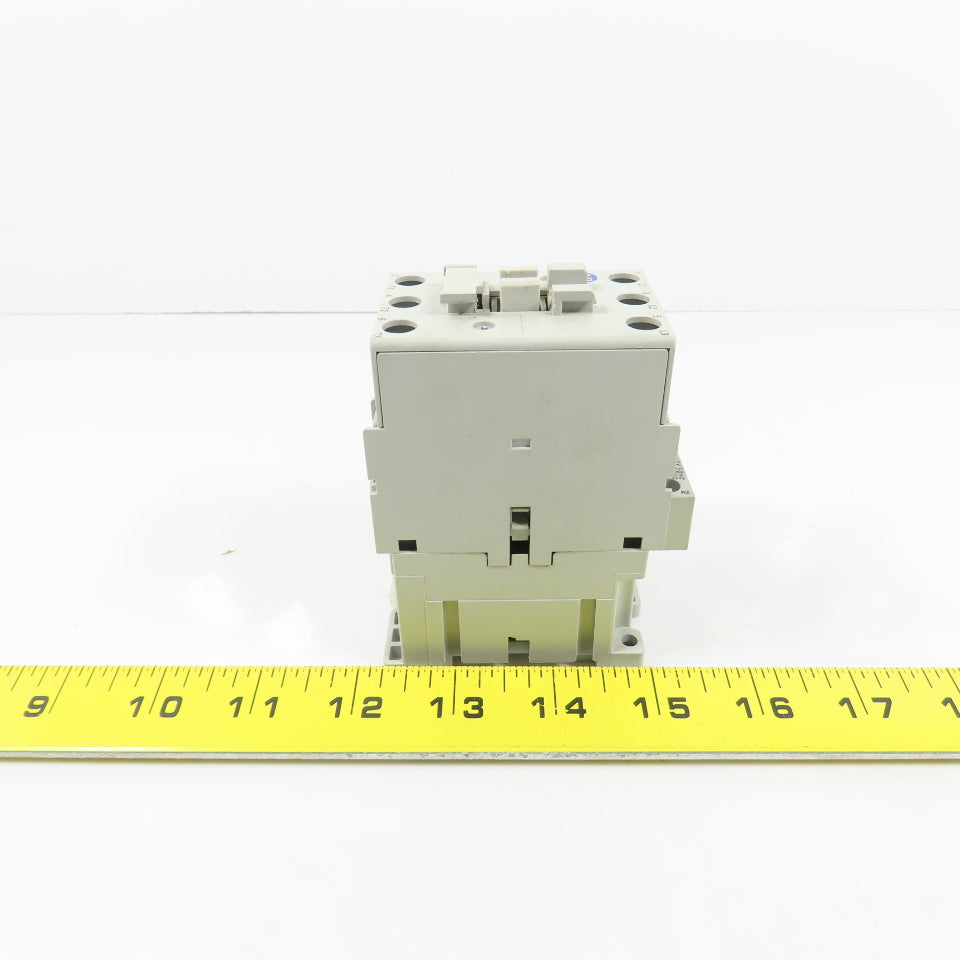 Allen Bradley 100-C30*00 Ser C 25HP C30 Contactor 600VAC Max 120V Coil