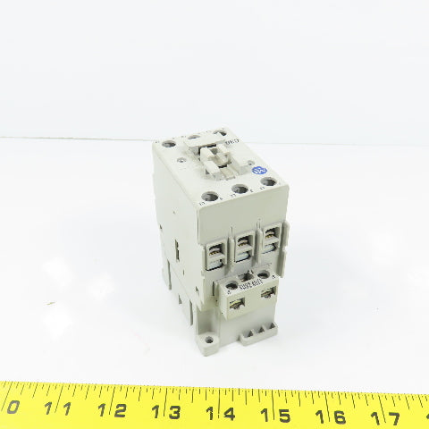 Allen Bradley 100-C30*00 Ser C 25HP C30 Contactor 600VAC Max 120V Coil