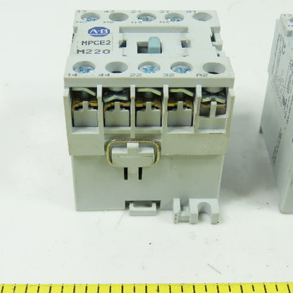 Allen Bradley 700DC-MB220* Ser A Control Relay 300VAC Max 24VDC Lot Of 5