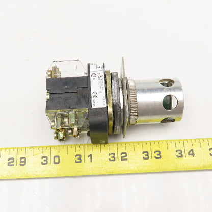Allen Bradley 800T-QA24 24V AC/DC Momentary Contact Illuminated Button Green