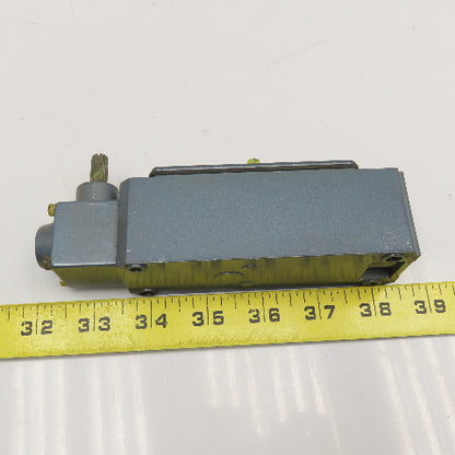 Allen Bradley 802T-AT 600VAC Oiltight Limit Switch