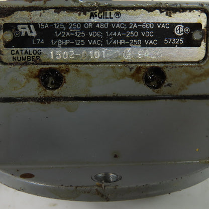 McGill 1502-0101 600VAC Plunger Limit Switch 15A Lot Of 2