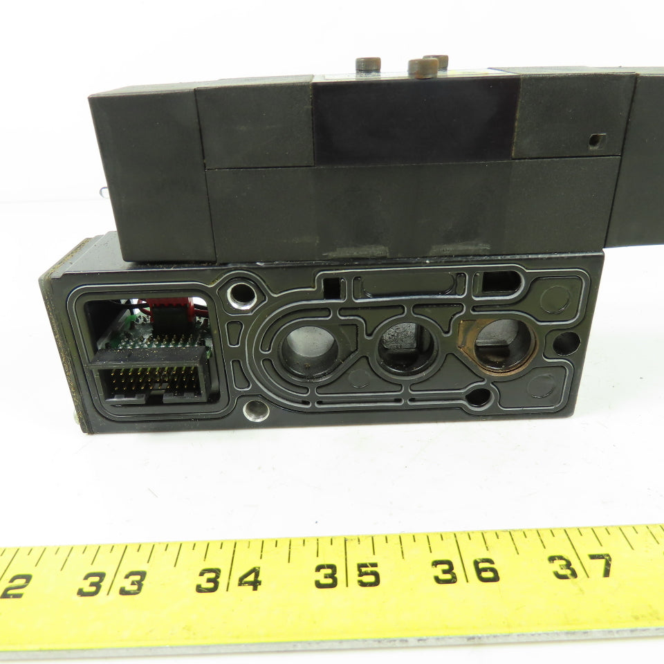 Parker F32VXBG019A 24VDC Pneumatic Solenoid Valve W/ Manifold 145 PSI 1.8W