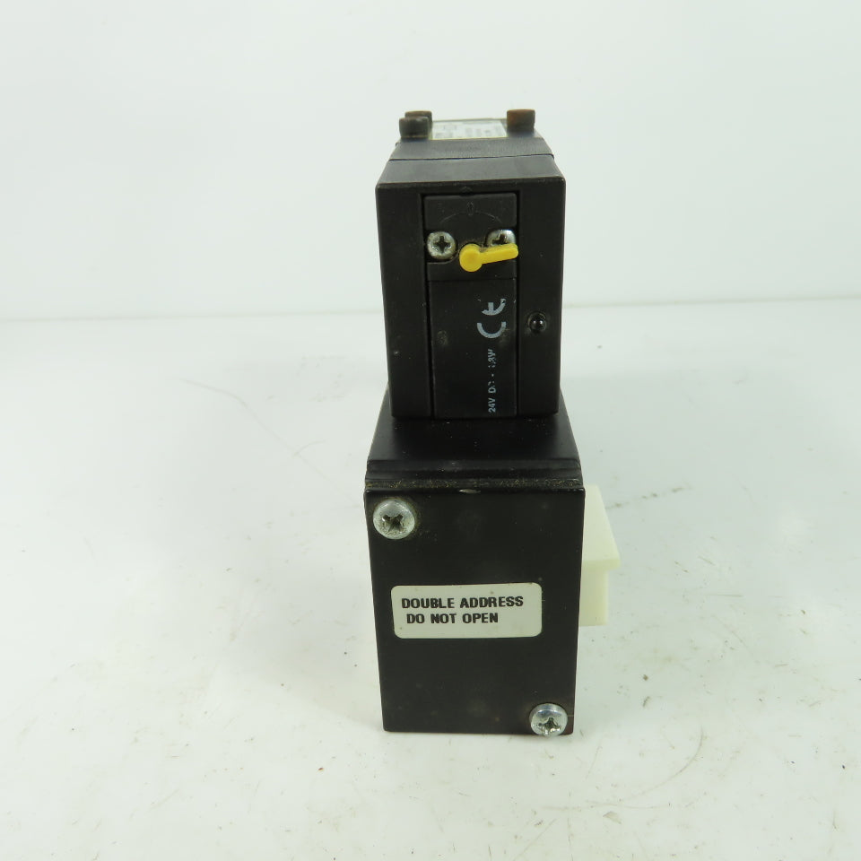 Parker F31VXBK019A 24VDC Pneumatic Solenoid Valve W/ Manifold 145 PSI 2.3W
