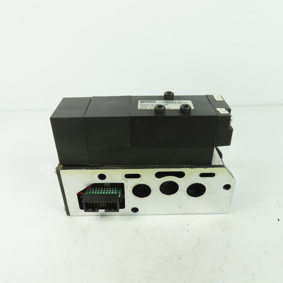 Parker F51VXBKJ19A 24VDC Pneumatic Solenoid Valve W/ Manifold 145 PSI 2.3W