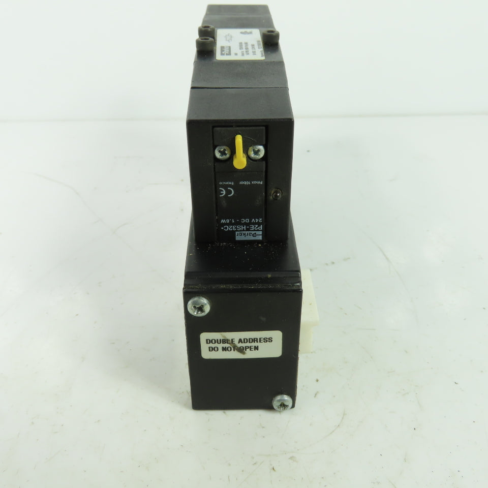 Parker F32VXBK019A 24VDC Pneumatic Solenoid Valve W/Manifold 145 PSI 2.3W