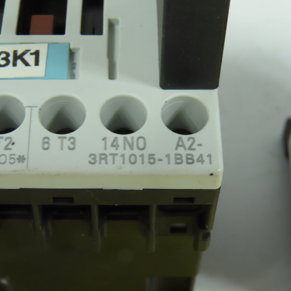 Siemens 3RT1015-1BB41 Sirius 20A 600V Contactor 24V DC Coil 1/4 - 5HP Lot Of 2