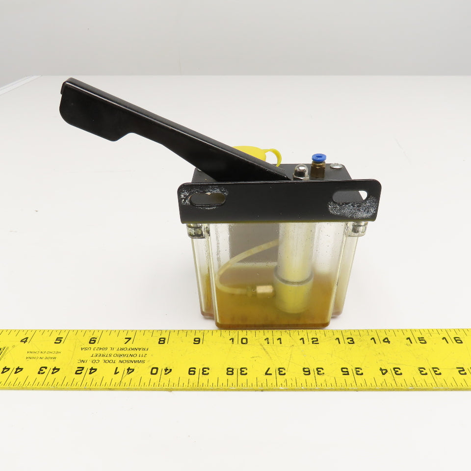 Manual Gravity Pressure Ways Lubrication Pump Tank