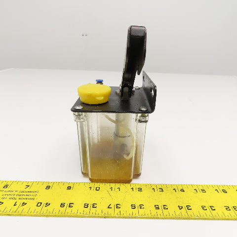 Manual Gravity Pressure Ways Lubrication Pump Tank