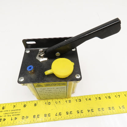Manual Gravity Pressure Ways Lubrication Pump Tank