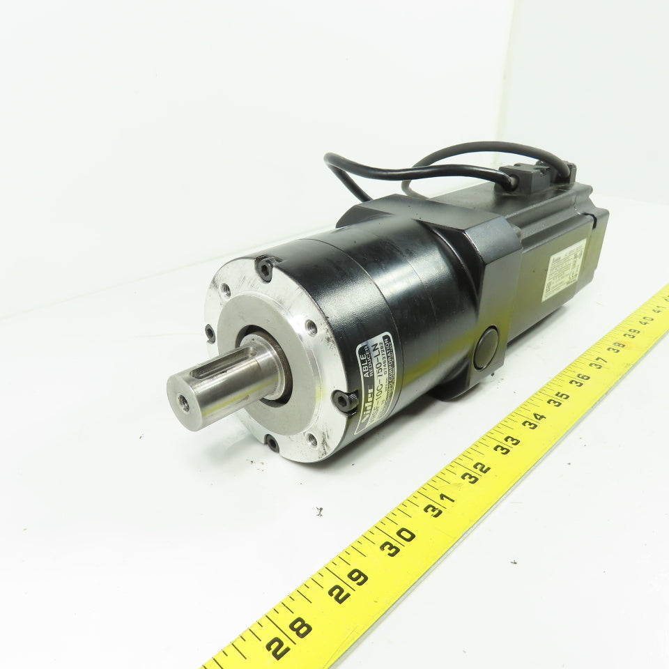 Delta ECMA-C20807RS AC Servo Motor 110VAC 0.75kW W/VRSF-10C-750-LN 1:10 Reducer