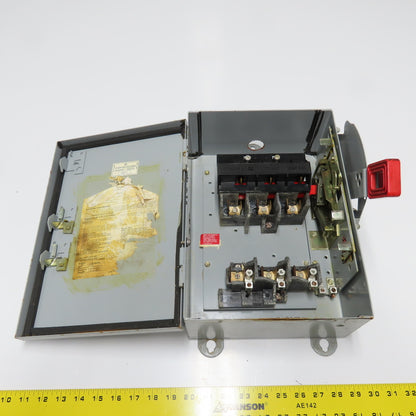 General Electric NP1578000F 600VAC 30A Fusible Safety Disconnect Switch 20HP