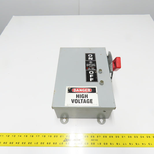 General Electric NP1578000F 600VAC 30A Fusible Safety Disconnect Switch 20HP