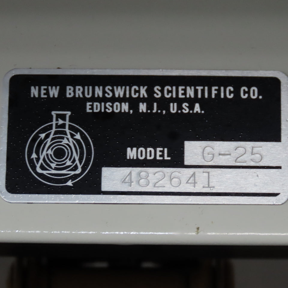 New Brunswick Scientific G-25 Laboratory Shaker Incubator 110V 1Ph