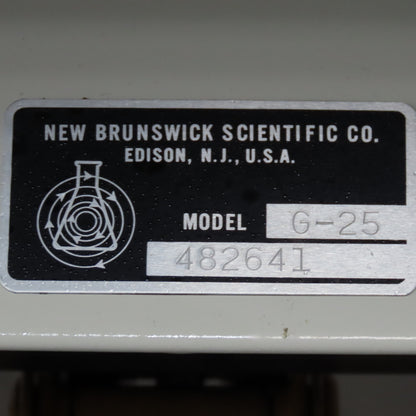 New Brunswick Scientific G-25 Laboratory Shaker Incubator 110V 1Ph