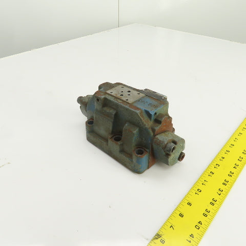 Mannesmann Rexroth 4WEH22J70/6EW110N9 Hydraulic Directional Control Valve