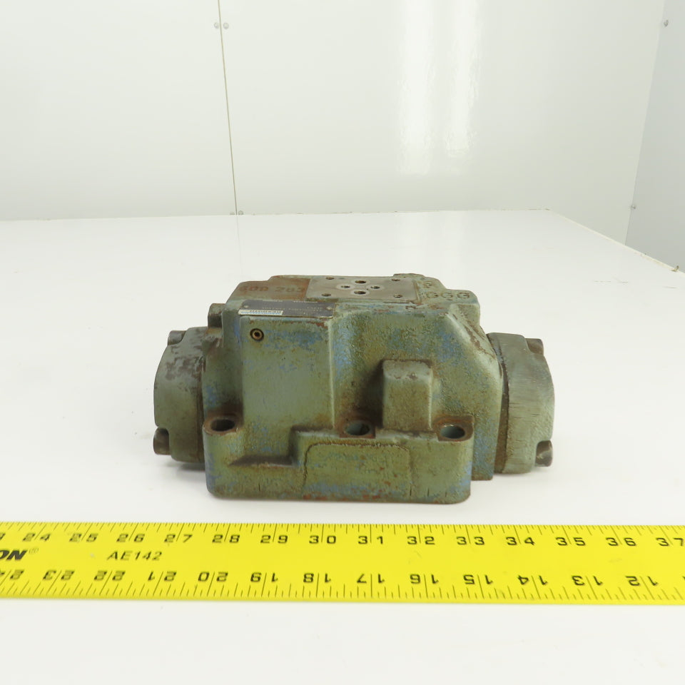 Mannesmann Rexroth 4WEH22RB74/6EW110N Hydraulic Directional Control Valve
