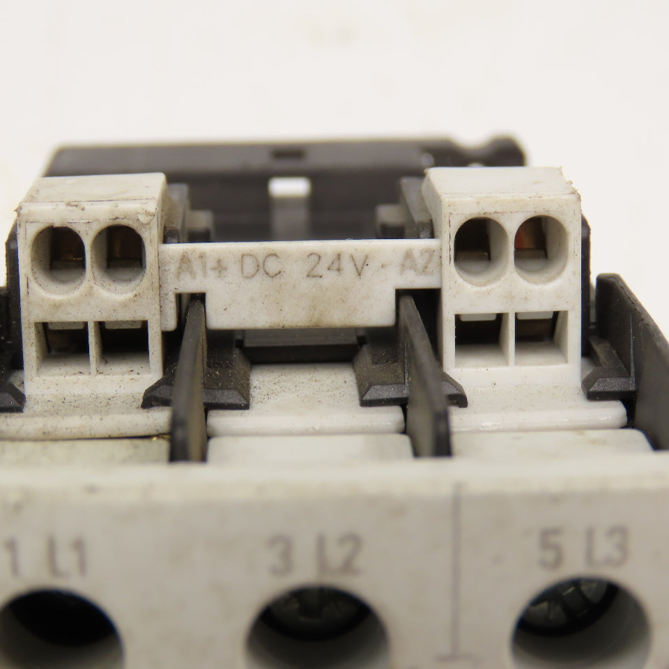 Siemens 3RT1023-3B 3ZX1012-0RT02-1AA1 Magnetic Contactor 600VAC 7.5Hp 24VDC Coil