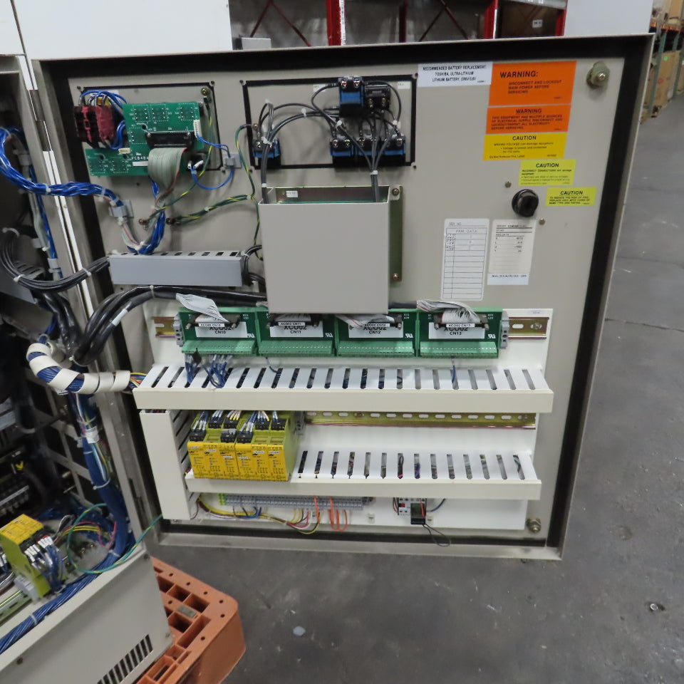 Yaskawa ERCR-SP100-RB10 Yasnac Motoman XRC 2001 Robot Controller 480V 3PH