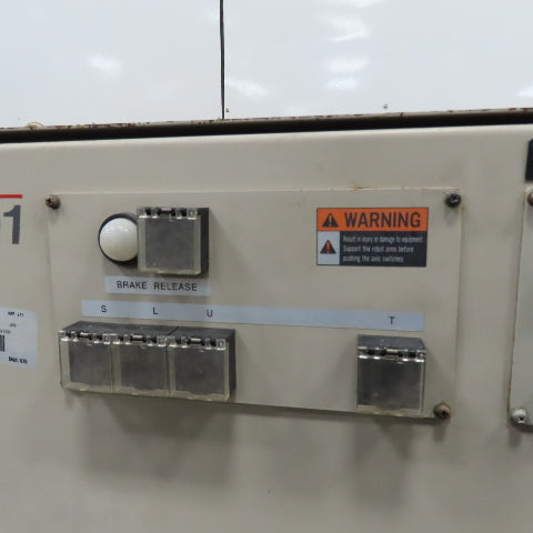 Yaskawa ERCR-SP100-RB10 Yasnac Motoman XRC 2001 Robot Controller 480V 3PH