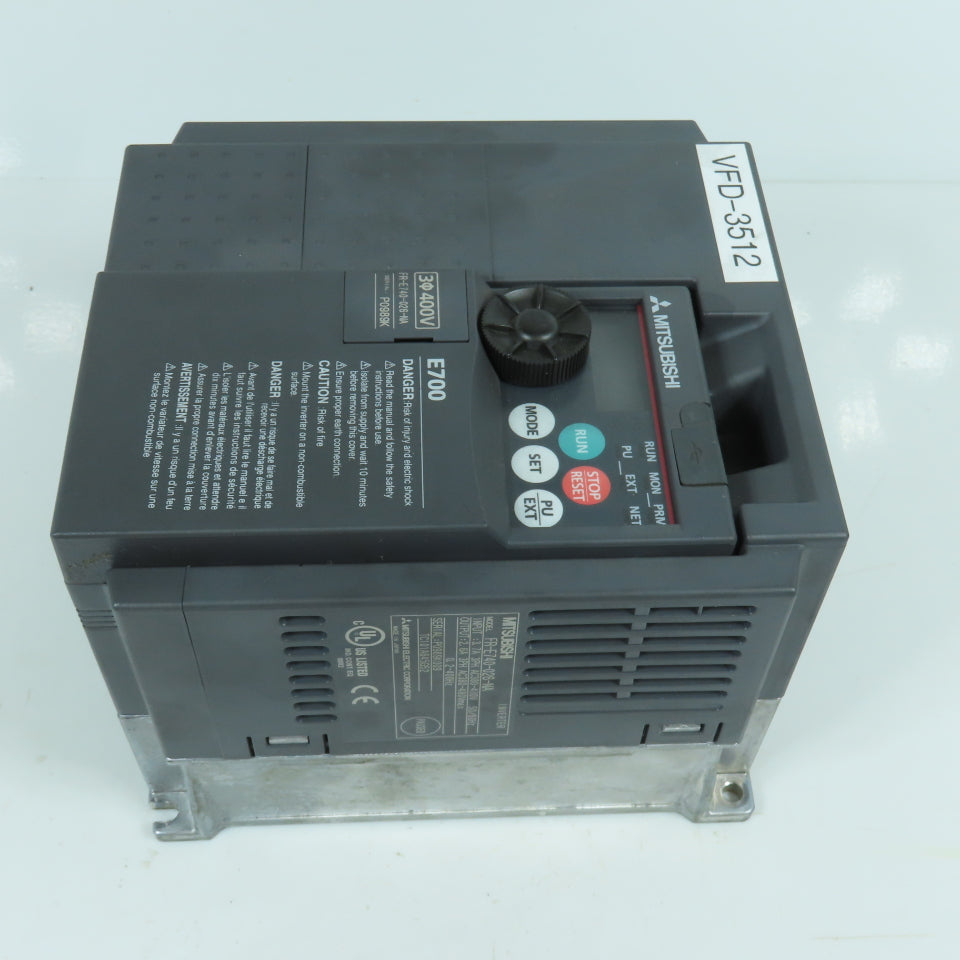 Mitsubishi FR-E740-026-NA E700 0.75kW 1HP VFD Inverter Drive 380-480V 3PH 2.6A