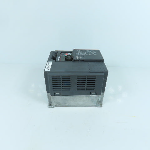 Mitsubishi FR-E740-026-NA E700 0.75kW 1HP VFD Inverter Drive 380-480V 3PH 2.6A