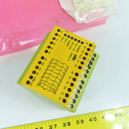 Pilz PNOZ 11 7S / 10 774084 Safety Relay 115VAC NEW
