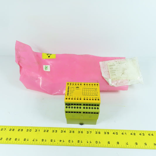 Pilz PNOZ 11 7S / 10 774084 Safety Relay 115VAC NEW