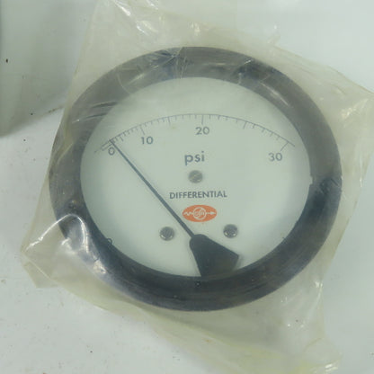 Orange Research 1201PG#42925 Differential Pressure Gauge 0-30PSI Range 1/4" NPT