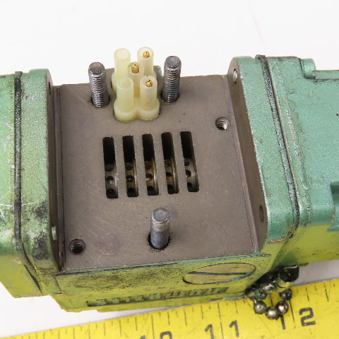 Numatics 12SAD421CA15B Pneumatic Directional Valve Body 5/2 Position 120V Coil