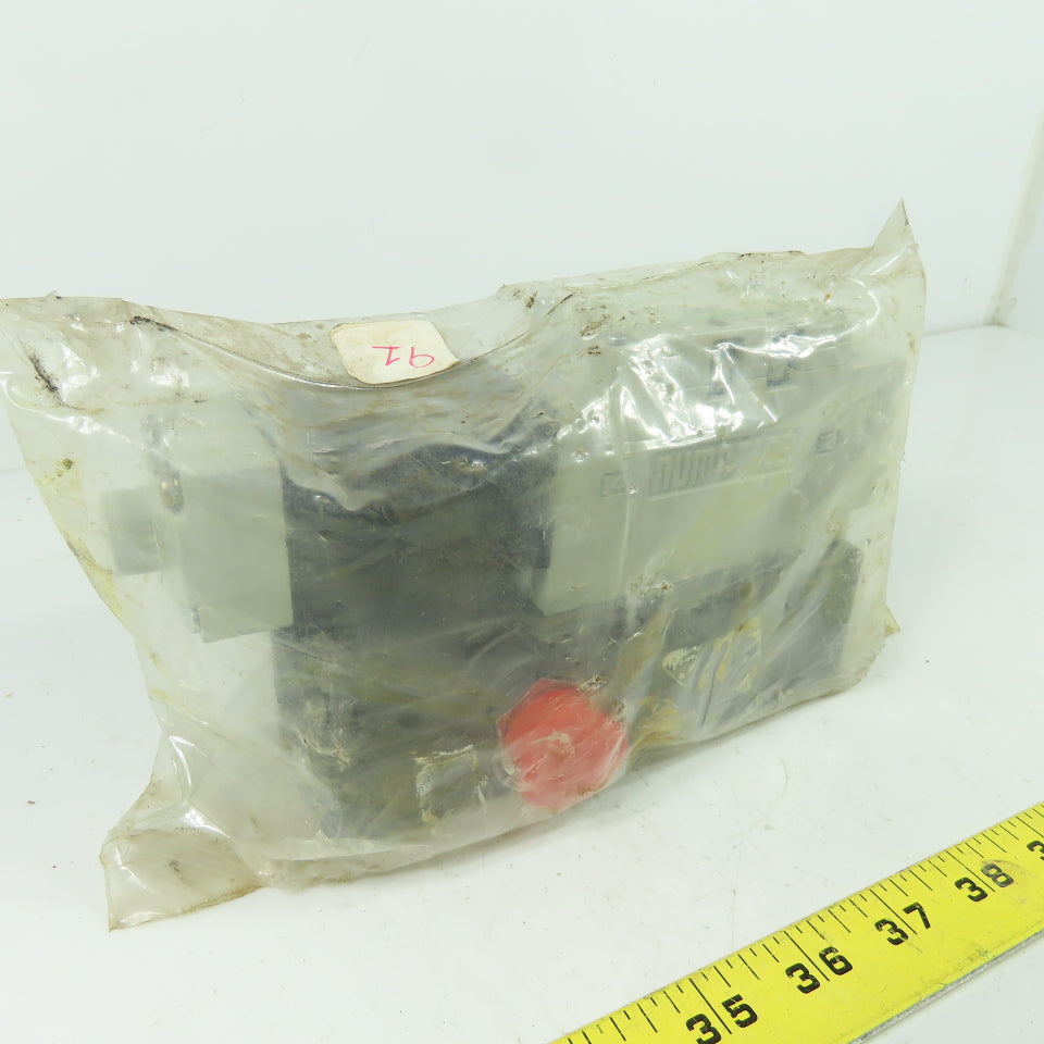 Numatics I12SA43AM015W61 Solenoid Valve Manifold 150PSI 24VDC Coil12SA400M000061