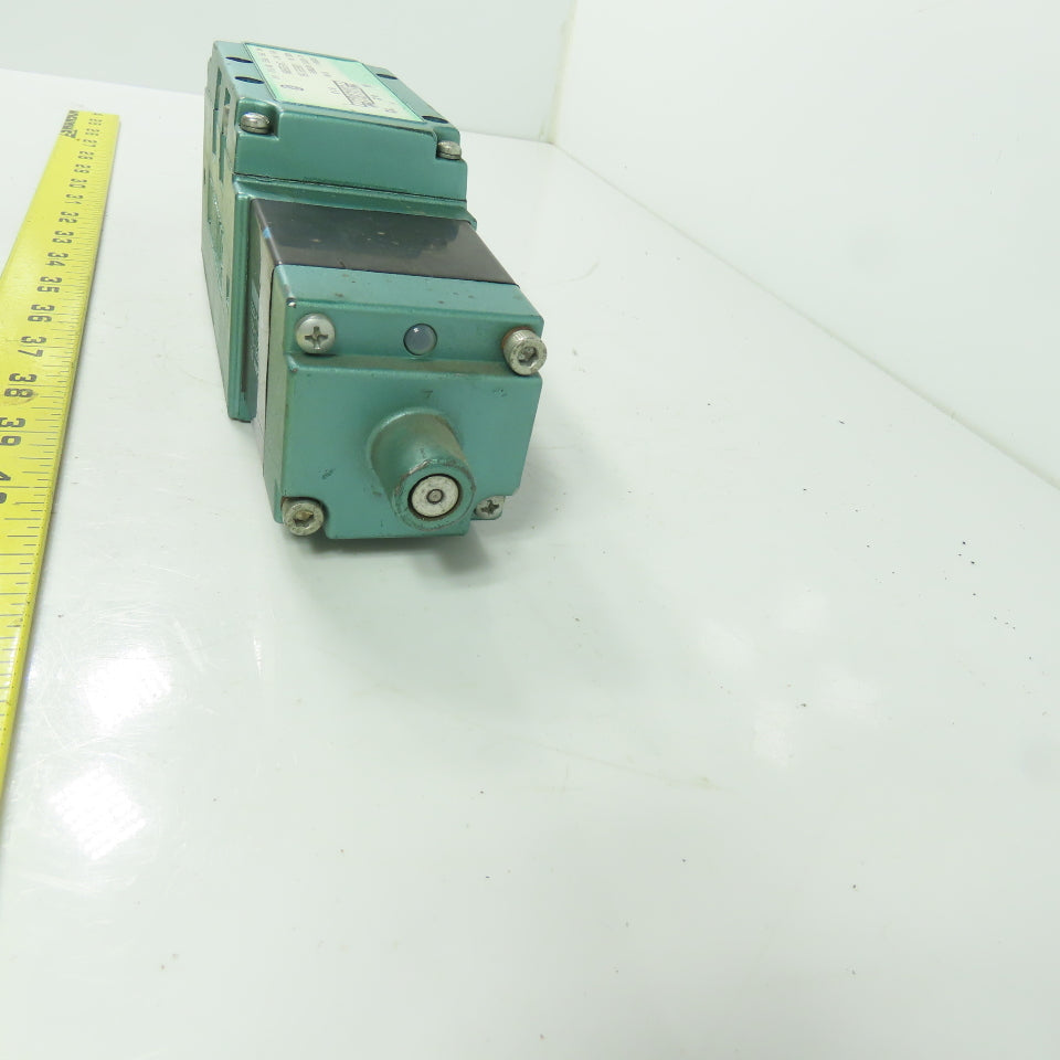 Numatics I35SS515K Pneumatic Solenoid Valve 150PSI 120V Coil I35SS515K Rep.