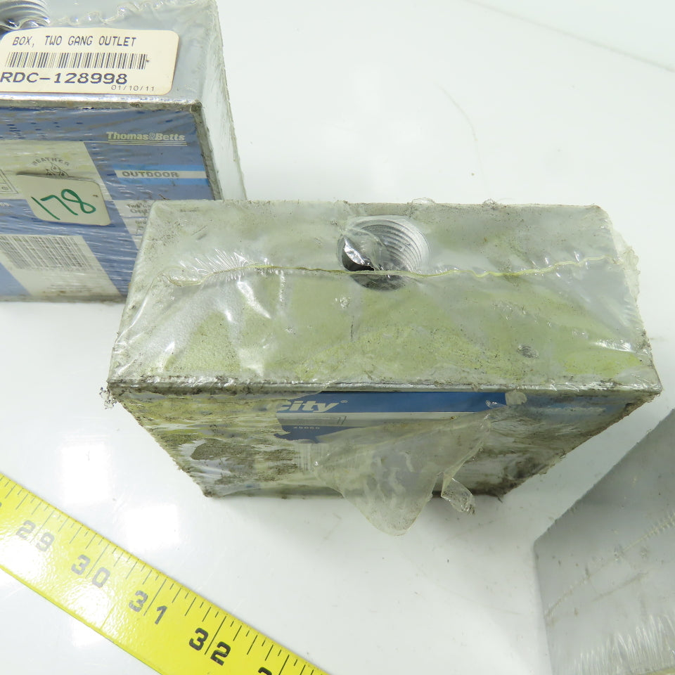 Thomas & Betts LT11 Steel City Two Gang Outlet Box (3) 1/2" Hubs Lot Of 4