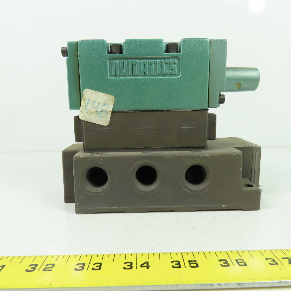 Numatics 554JA43DO Pneumatic Air Pilot Valve W/Manifold 150PSIG 554JA402O