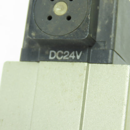 SMC VP7-8-FG-D Pneumatic Solenoid Valve 24VDC