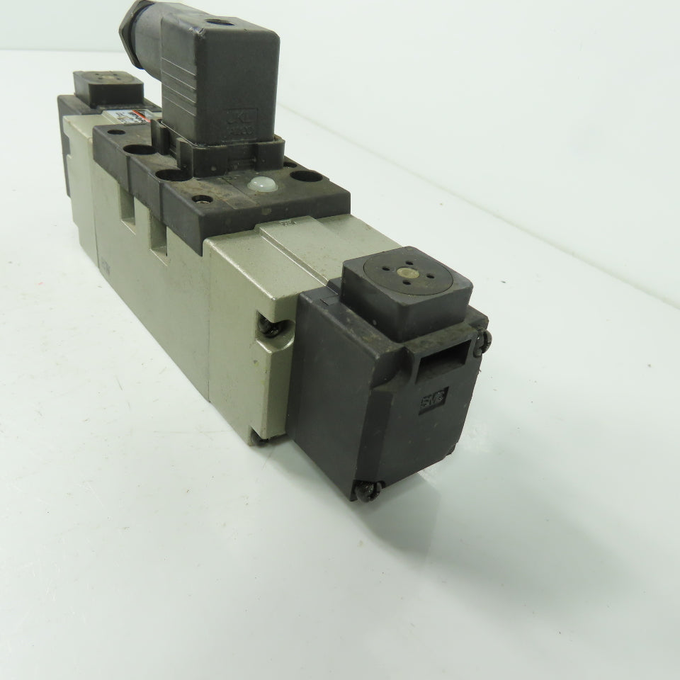 SMC VP7-8-FG-D Pneumatic Solenoid Valve 24VDC