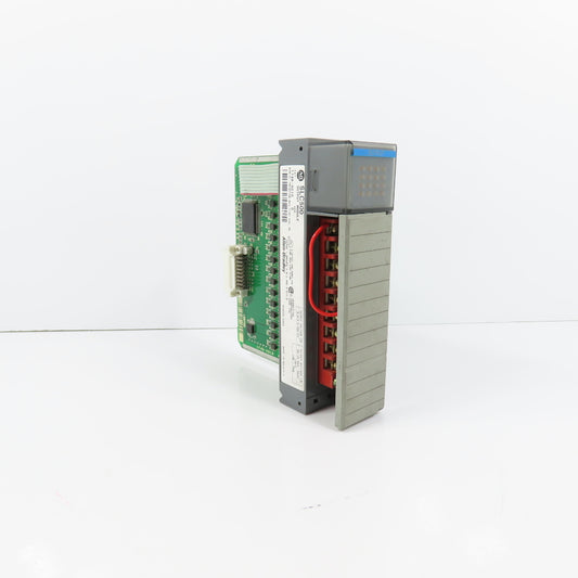 Allen Bradley 1746-OG16 Ser C SLC 500 Output Module