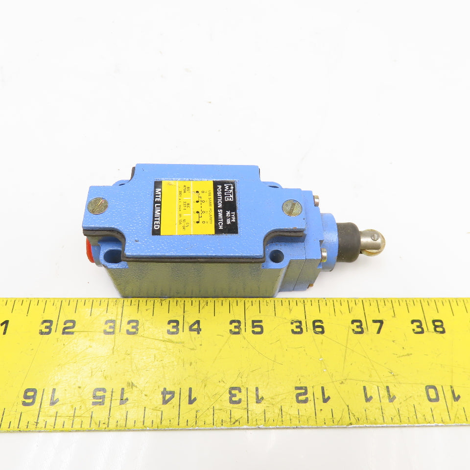 MTE 762-105 300V Roller Plunger Limit Switch