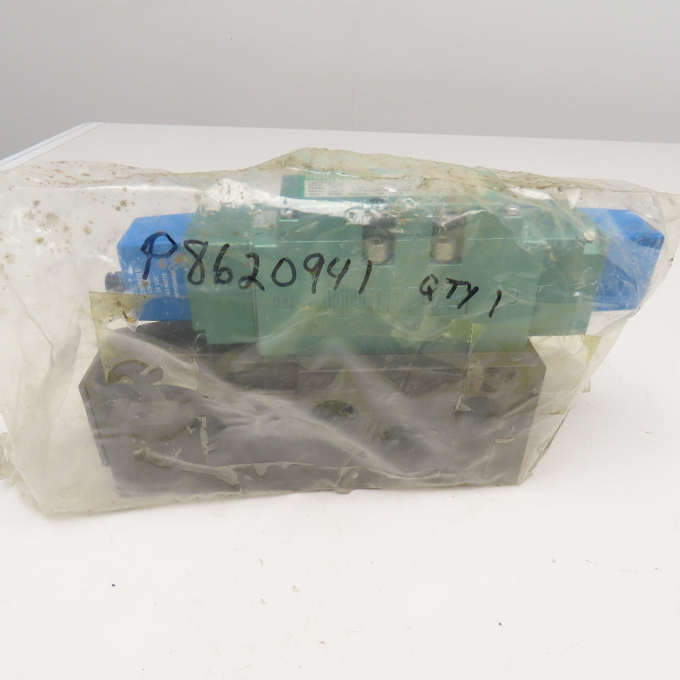 Numatics I35BB53BMP00061 5/3 Position Open Center Solenoid Valve 24VDC