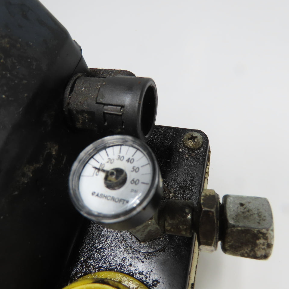 ILC CME Lubrication Pump Nylon Tank 6 Liter 115/230V 0.75A 50/60Hz