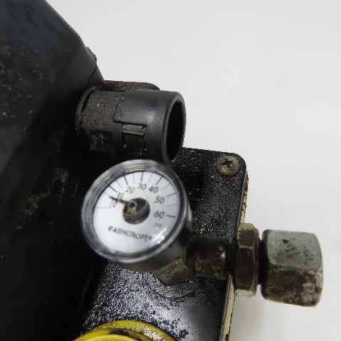ILC CME Lubrication Pump Nylon Tank 6 Liter 115/230V 0.75A 50/60Hz