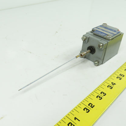 Square D B51L Ser B FJ 9007 Limit Switch 600VAC 10A