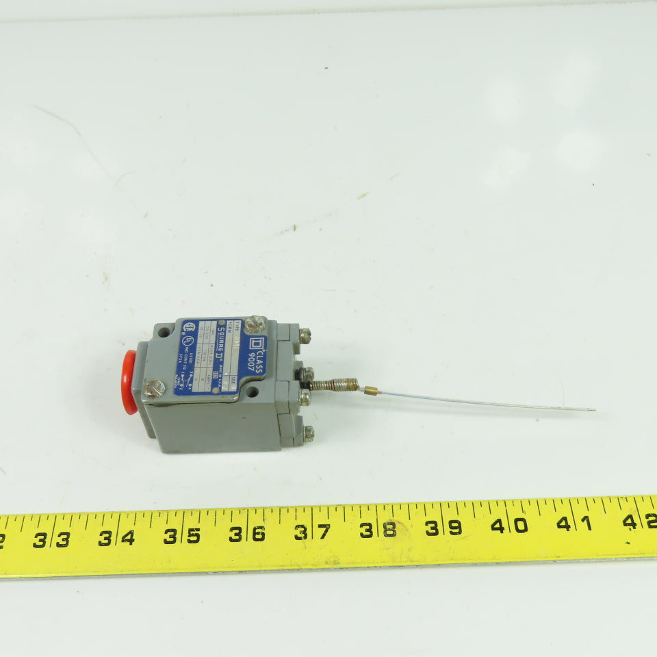 Square D B51L Ser B FJ 9007 Limit Switch 600VAC 10A