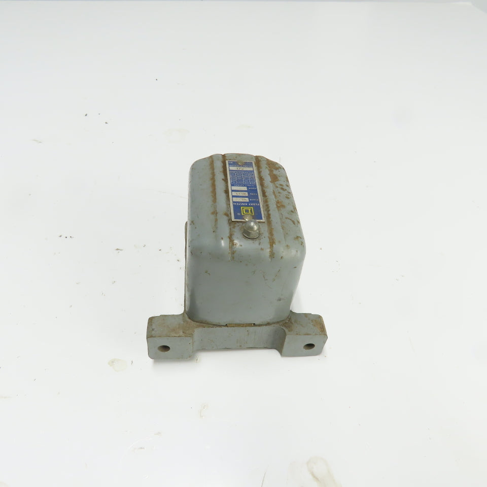 Square D 9035 DG-1 Open Tank Float Switch 2-Pole 600VAC