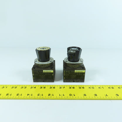 Rexroth 2 FRM 5-32/15 Q 2 Way Flow Control Valve (1 Damaged) Lot Of 2